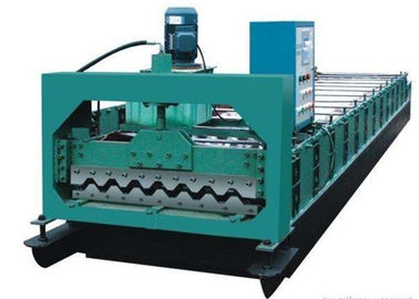 Chiny Maszyna do produkcji kształtowników dachowych ze stali kolorowej produkująca płyty o szerokości 750 mm dostawca