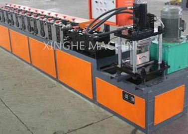 Chiny Automatyczna, ocynkowana na zimno stalowa maszyna do produkcji rolet drzwiowych dostawca